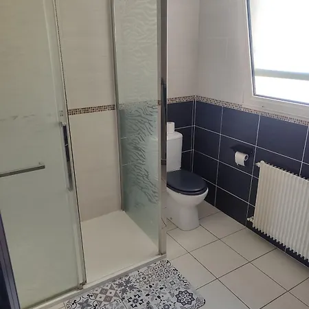 Maison 10 Personnes A بيت للعطل *